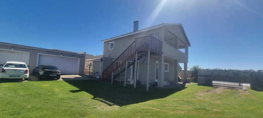 To Let 3 Bedroom Property for Rent in Jeffreys Bay Central Eastern Cape
